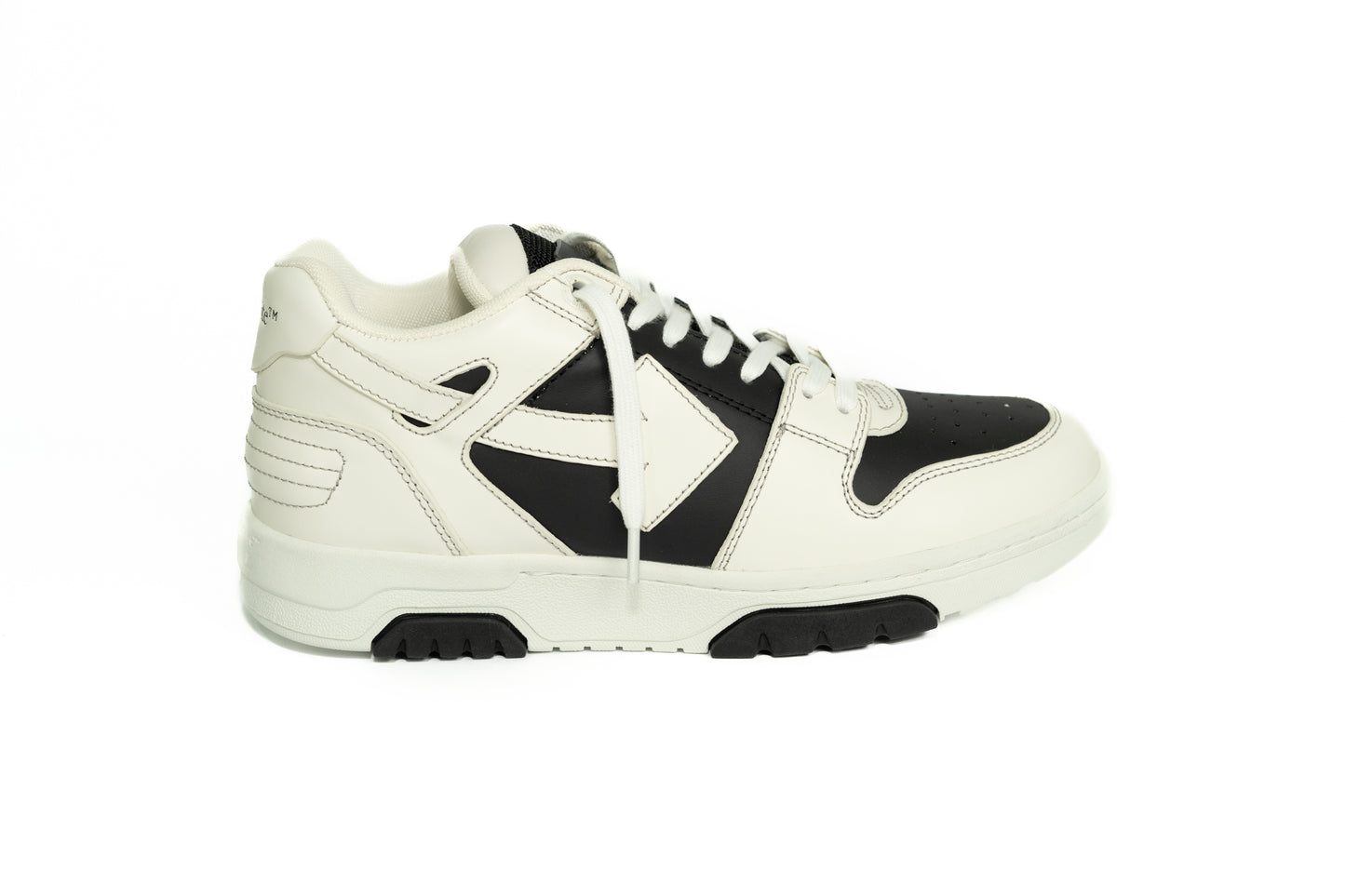 OF-003 - Blanco Negro